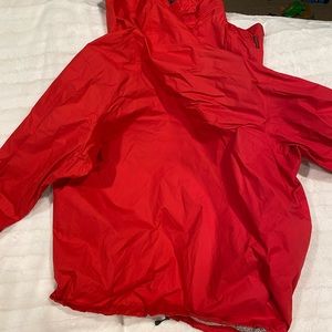 Mountain Hardwear Rain Shell with DryQ Technology